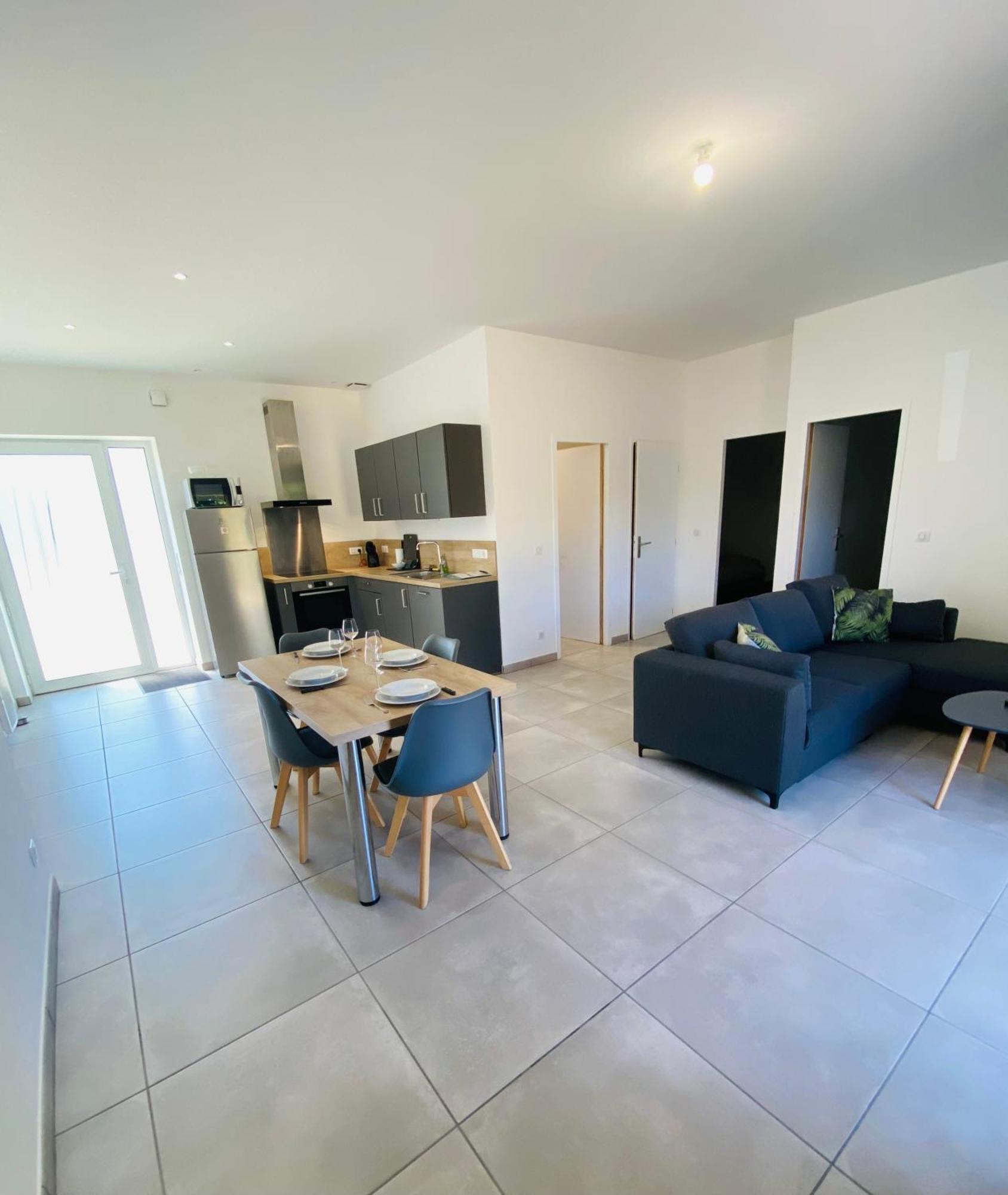 La Grande Escale Des Brias Holiday home
